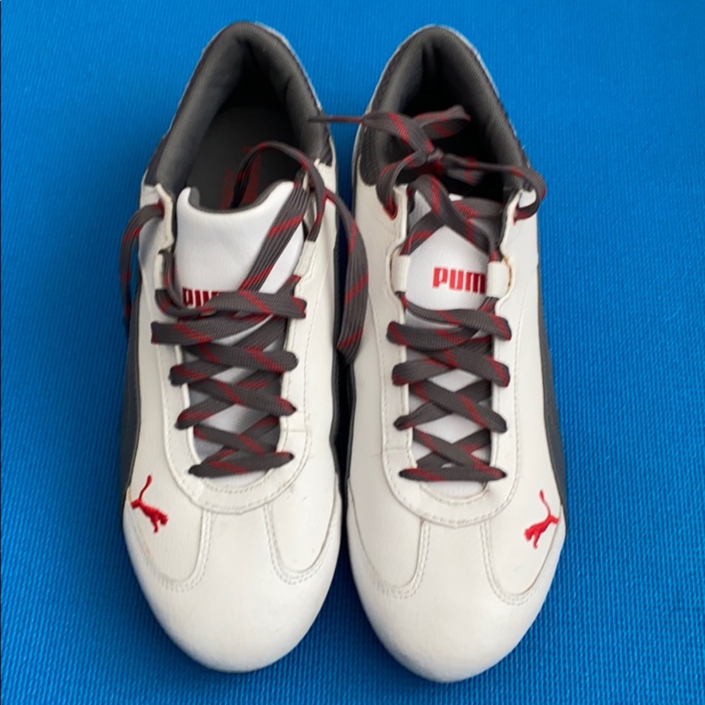 Men’s Puma sneakers size 10 1/2